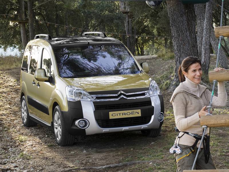 Фото автомобиля Citroen Berlingo минивэн